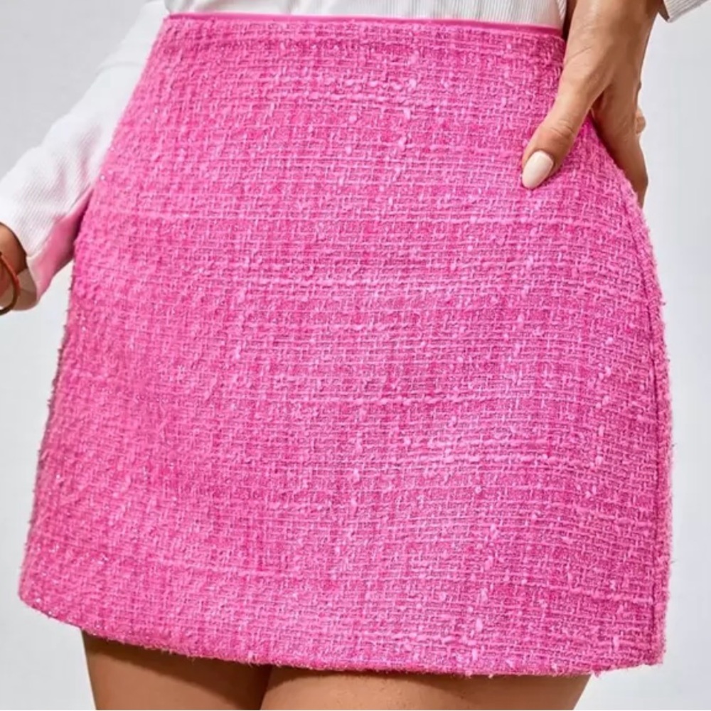 Chic Pink Tweed Mini Skirt